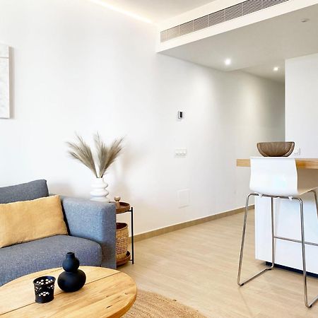 Fantastic Apartment In The Wave Just Steps From Carvajal Beach - Pool And Free Parking Fuengirola Exterior photo
