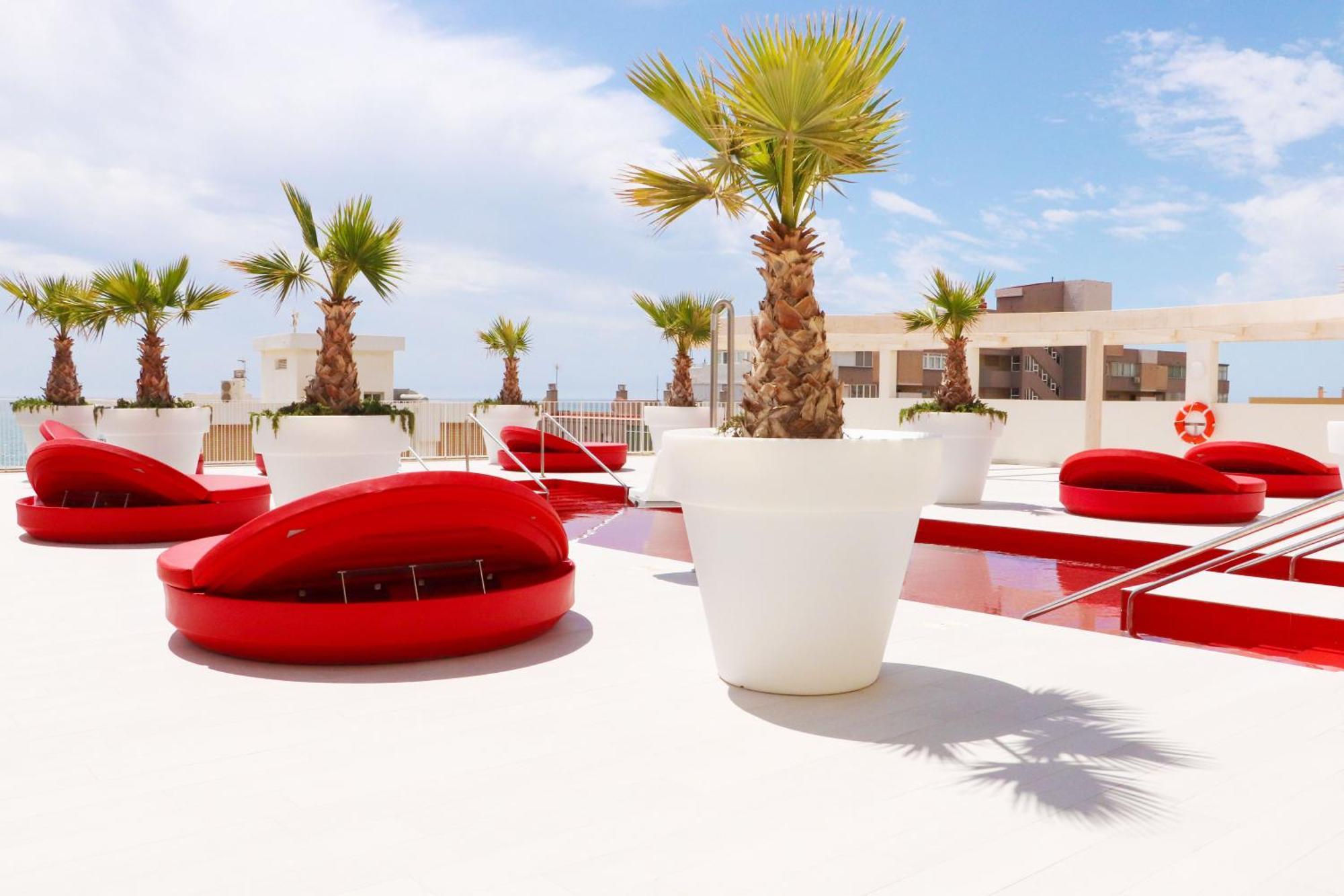 Fantastic Apartment In The Wave Just Steps From Carvajal Beach - Pool And Free Parking Fuengirola Exterior photo